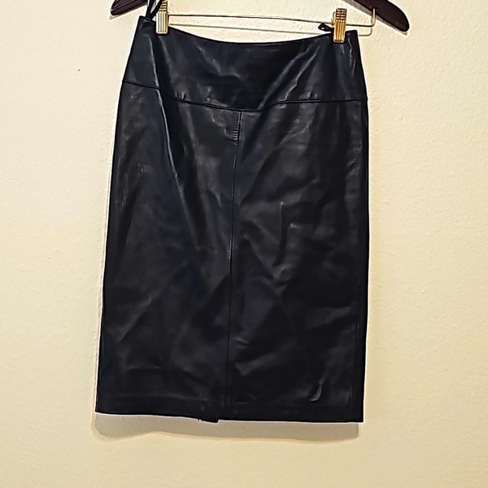 BEBE pencil black leather skirt 0‎